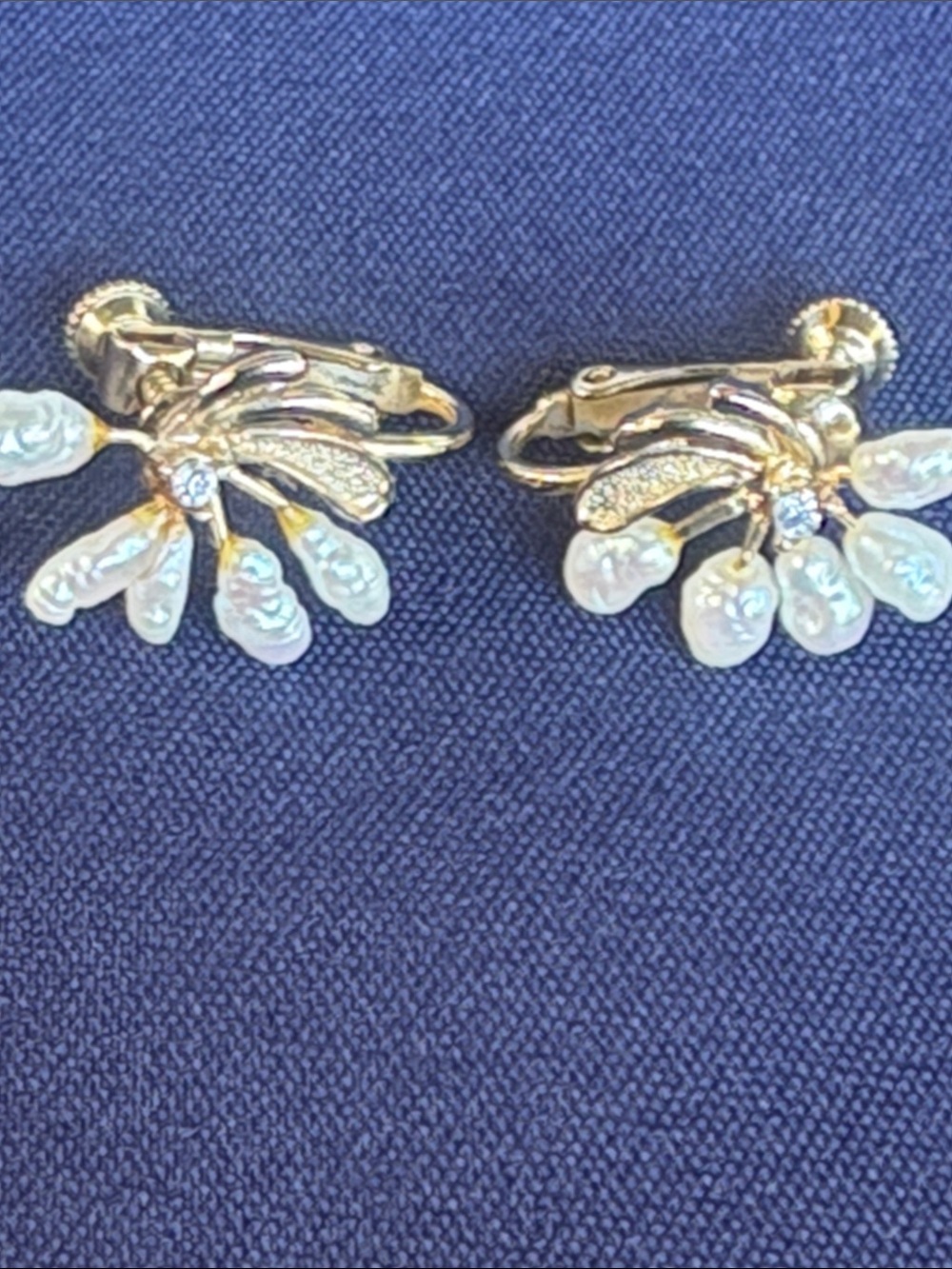 Floral Pearl seed Clip-On Earrings - Unbranded - Picture 4 of 4
